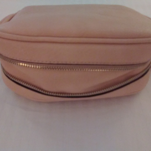 MODA LUXE® Designer Handbag - Picture 5 of 5